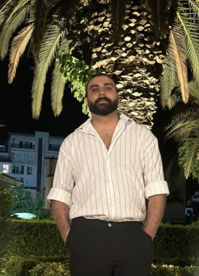 Alireza Valipour из Астрахани 30 лет