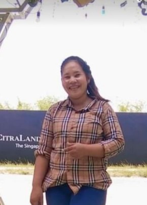 Lina из Singapore 39 лет