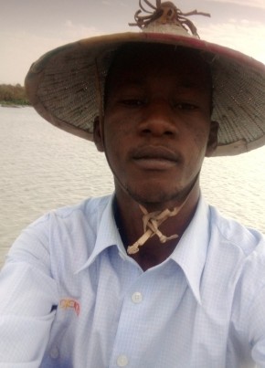 Docdji, 25, République du Mali, Bamako