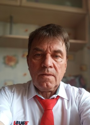 Николай из Сланцы 66 лет