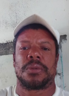 Hesron, 44, Commonwealth of Dominica, Roseau