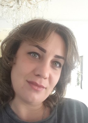 Ирина, 33, United Kingdom, Goole