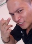 Xyron, 31, Quezon City