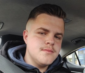 Jamarber, 18, Tirana