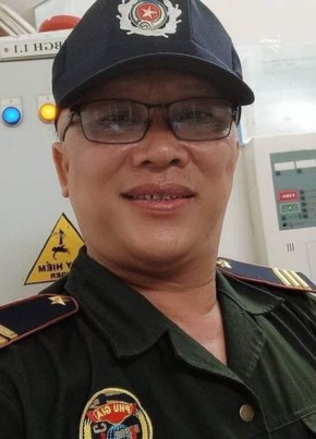 Hoàng Bội, 53, Công Hòa Xã Hội Chủ Nghĩa Việt Nam, Hà Nội
