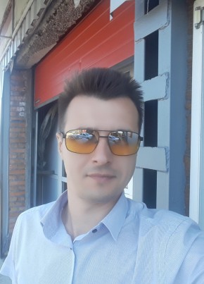 Тарас, 36, Україна, Черкаси