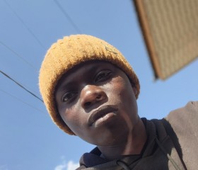 Elia, 20, Iringa