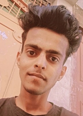 Shivam, 22, India, Hāpur