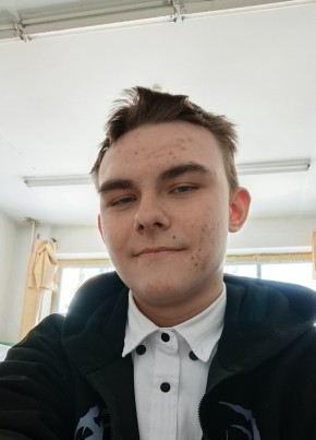 Даниил из Балашова 18 лет