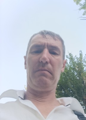 Сергей из Новошахтинска 48 лет