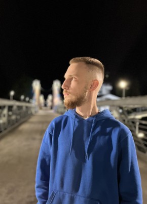 Павел из Пскова 22 года
