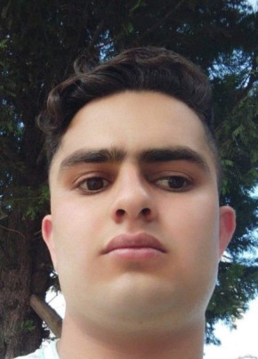 Nizameddin Tahan, 19, Türkiye Cumhuriyeti, Adapazarı