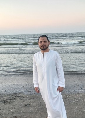 خالد из المنيا 28 лет
