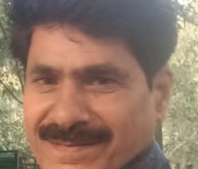 Krishna, 47, Allahabad