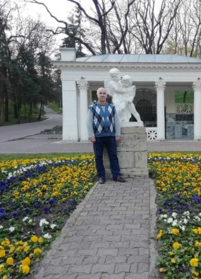 Толик, 68, Россия, Казань