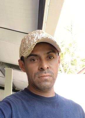 Fuego из Managua 37 лет