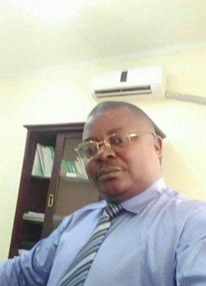 Célestin, 34, Republic of Cameroon, Douala