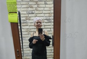 Elena, 53 - Just Me