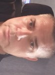 Lev, 44, Zverevo