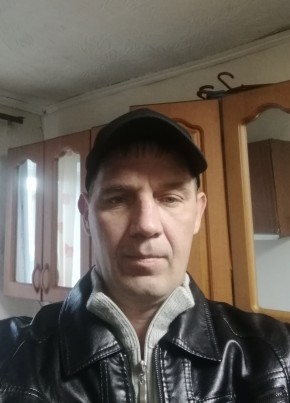 Dmitriy, 42, Russia, Moscow