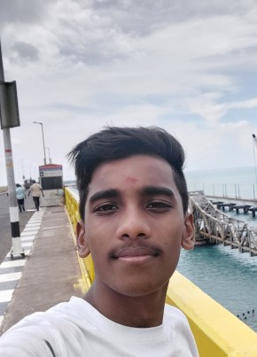 Hariprasath, 22, India, Chennai