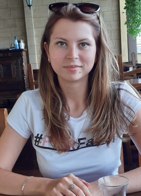 Анастасия , 26, Россия, Радужный (Владимирская обл.)