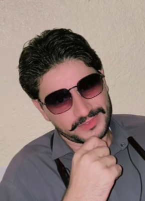 Zakir из إمارة الشارقة 18 лет
