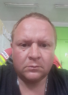 Sasha, 41, Russia, Novokuznetsk