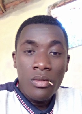 Daniel Singini, 25, Malaŵi, Zomba