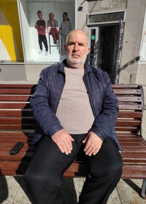 Махмуд из Praha 62 года