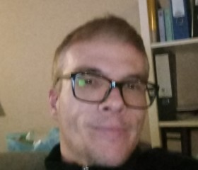 R-Peper, 18, Tongeren