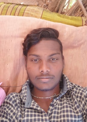 Pagi Rahul, 19, India, Sānāwad