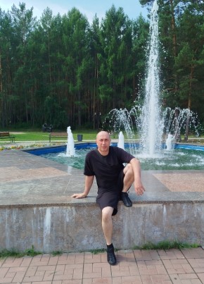 Юрий из Залари 44 года