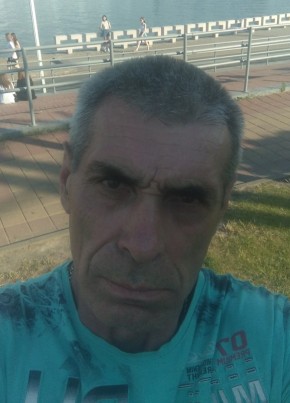 Yuriy, 63, Russia, Safonovo