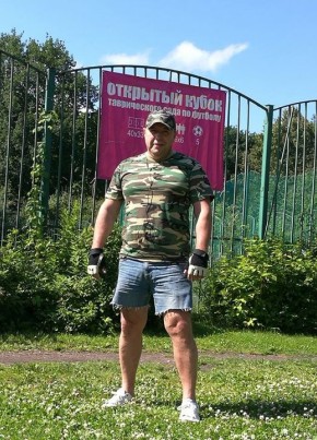 Анатолий, 61, Россия, Санкт-Петербург