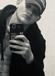 Yakov, 21, Tomsk