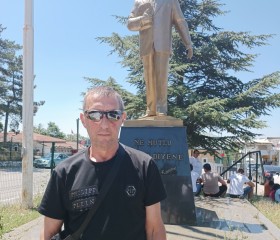 Fedor Dubovoy, 59, Qiryat Gat