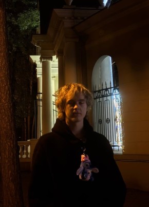 Евгений из Наваполацка 18 лет