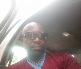 Makani leonard, 40, Yaounde