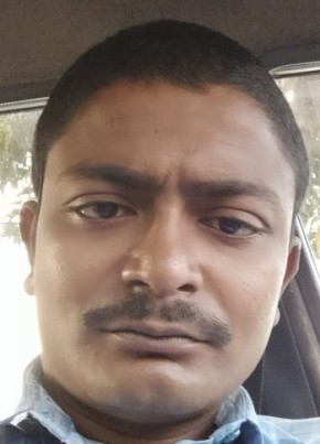 Amit Kumar Singh, 24, India, Titagarh
