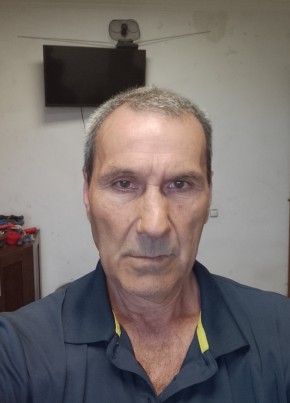 Тахир из Калязина 58 лет