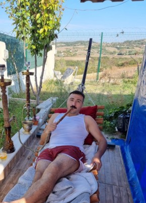 Yaser из İstanbul 40 лет