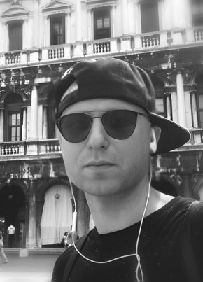 Егор из Москвы 33 года