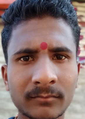 Shubham Kaware, 23, India, Akola
