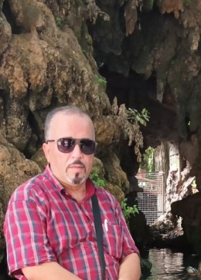 Aziz, 53, People’s Democratic Republic of Algeria, Draa Ben Khedda