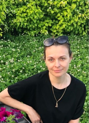 Вика из Москвы 54 года