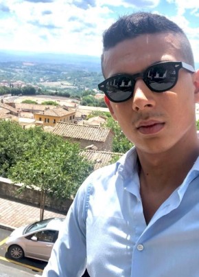 Hamza, 28, Repubblica Italiana, Lecce
