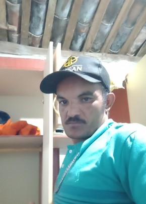 Ananias Alves de из Jequié 40 лет