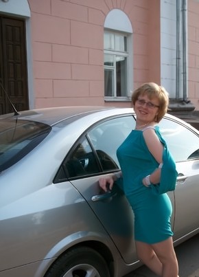 Ольга, 50, Россия, Брянск
