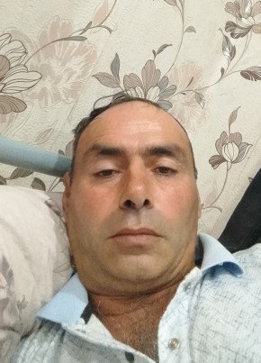 Назим из Верхние Киги 47 лет